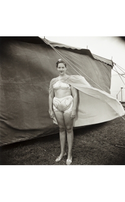 Diane Arbus, Girl in her circus costume, Md. 1970