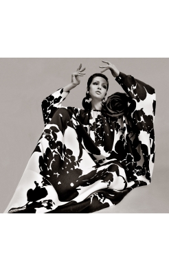 Neal Barr, Cathee Dahmen in Balenciaga, Paris, 1968