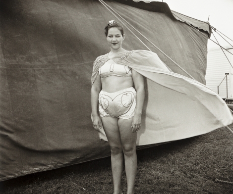 Diane Arbus, Girl in her circus costume, Md. 1970