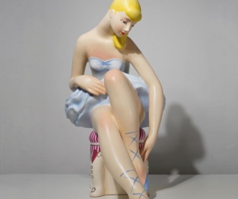 Jeff Koons, Seated Ballerina, 2015