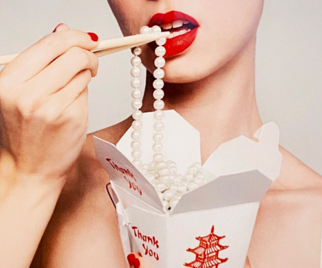 Tyler Shields, Take Out Pearls, 2021