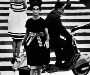 William Klein, Antonia + Simone + Barber Shop, New York (Vogue), 1961 