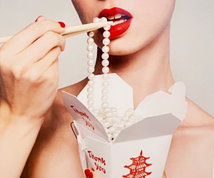 Tyler Shields, Take Out Pearls, 2021